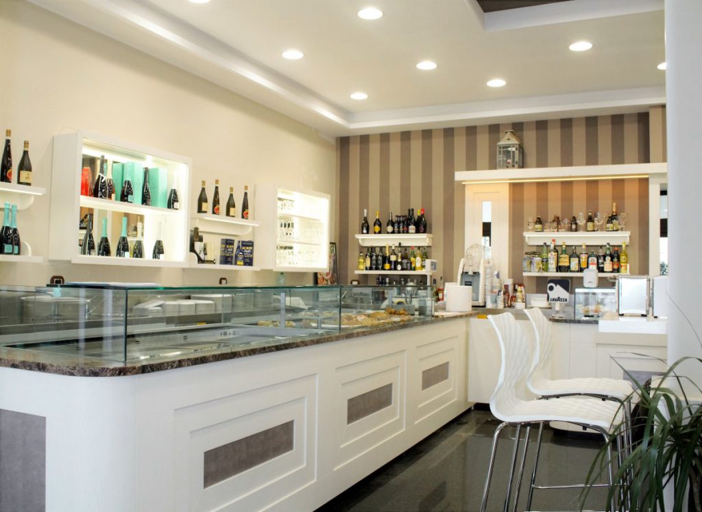 08_Pasticceria_pizzeria_bar_lafavia_sezze_latina-Custom-1024x748 Realizzazioni