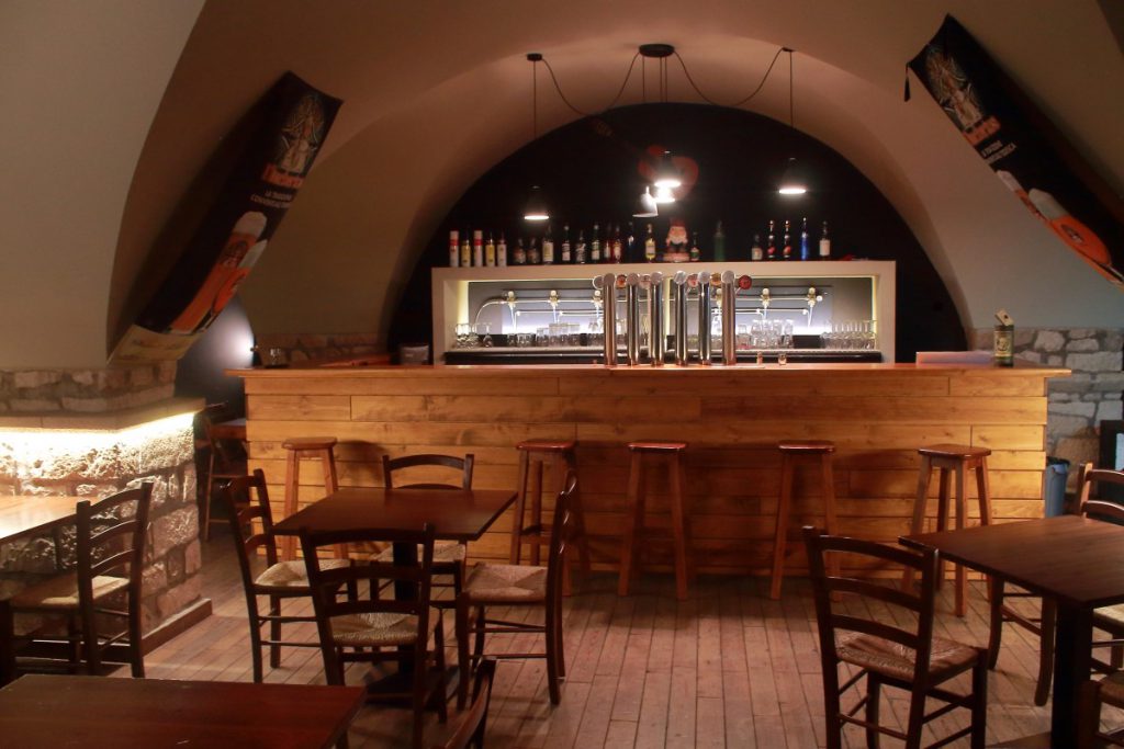 pub_priverno_latina-2-Custom-1024x683 Realizzazioni